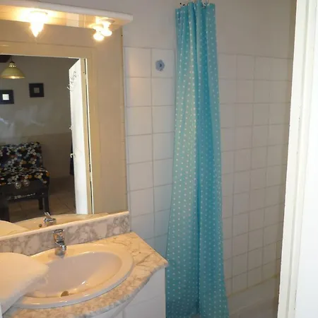 Le Clos Marie Apartment *