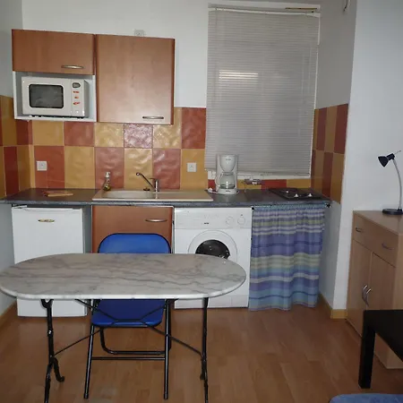 Le Clos Marie Apartment *